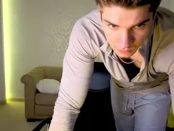 Chaturbate Best live sex cam show of maxkaiden