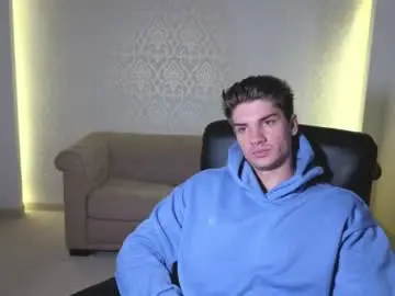 Chaturbate Best live sex cam show of maxkaiden
