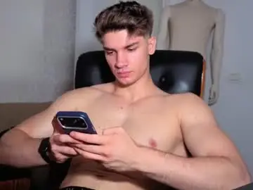 Chaturbate Watch Live Sex Cams of maxkaiden