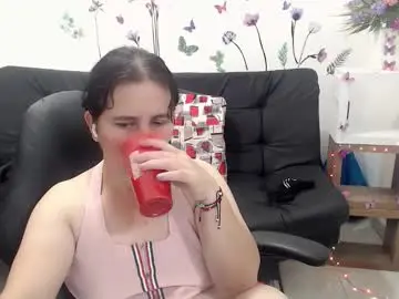 Chaturbate Best live sex cam show of selene_mom