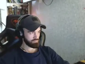 Chaturbate Live Sex Cam of _serious_man