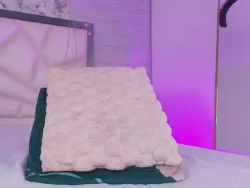 Chaturbate Live Sex Cam of _kendall_07