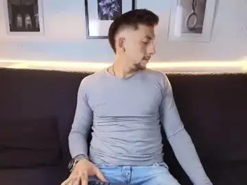 Chaturbate Free Live Porn of emiliocum_24