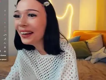 Chaturbate Live Sex Cam of leonewiechec