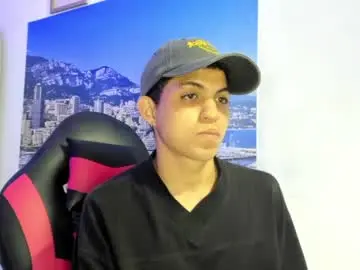 Chaturbate Best live sex cam show of cameron_lux4
