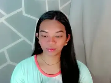 Chaturbate Live Sex Cam of selena_fuckdoll