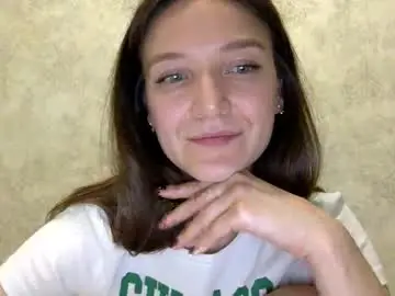 Chaturbate Adult Video Chat of shining_pearl
