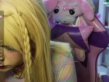 Chaturbate Adult Video Chat of kikilepetite