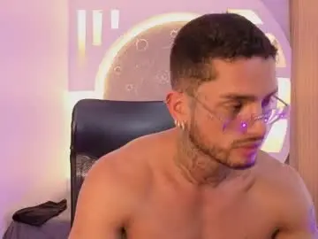 Chaturbate Nude Webcam of alan__rogers