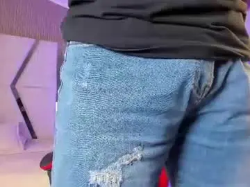 Chaturbate Free Live Porn of axel_grey_