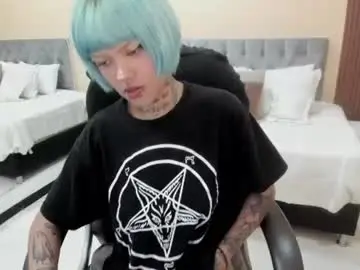 Chaturbate Live Sex Cam of bela_craxkerr
