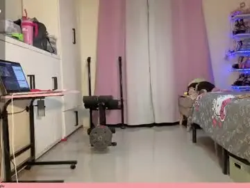 Chaturbate Free Live Porn of cherrycreme