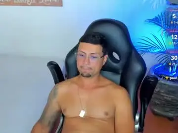 Chaturbate Live Sex Cam of maxi_mux1