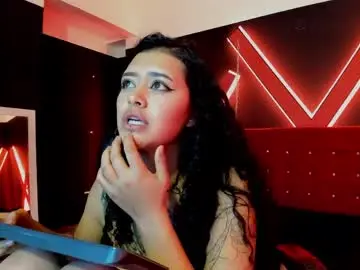 Chaturbate Free Live Porn of zoe_lara_34