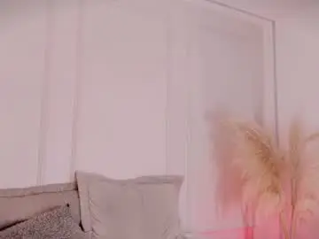 Chaturbate Live Sex Cam of mariapettit