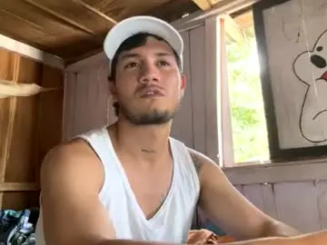 Chaturbate Live Sex Cam of david_miuller