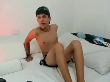 Chaturbate Free Live Porn of haku_ghospel