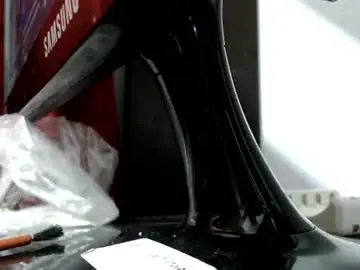 Chaturbate Free Porn Cam of velvetdou