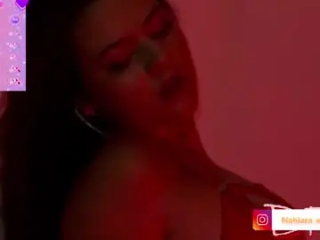Chaturbate Live Porn of nahiara_evans_