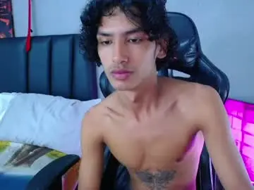 Chaturbate Live Porn of tayronx33