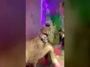 Chaturbate Live Sex of liawallker77
