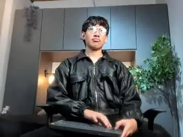 Chaturbate Free Porn Cam of pierre_leroy_