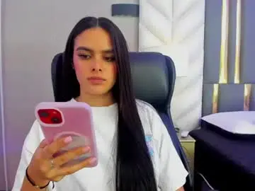 Chaturbate Free Porn Cam of chloeharper_