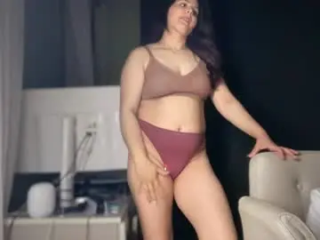 Chaturbate Sex Cam of ema_lov3