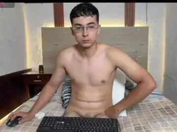 Chaturbate Free Live Porn of cody_crown
