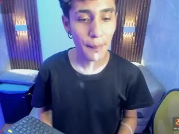 Chaturbate Live Sex Cam of ryu_kha