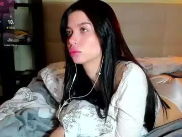 Chaturbate Live Sex Cam of luna_lips
