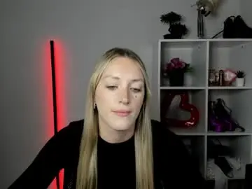 Chaturbate Free Live Porn of evelynblond