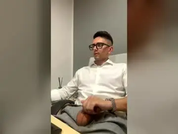 Chaturbate Free Live Porn of masterboss_fl