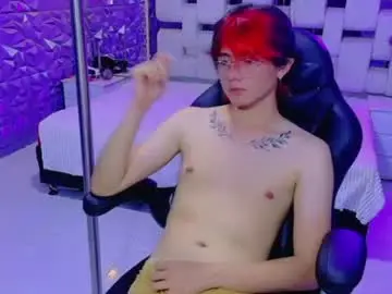 Chaturbate Adult Video Chat of andy_collin5