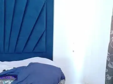 Chaturbate Free Live Porn of roxyandaron2