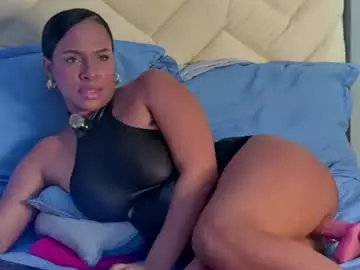Chaturbate Free Live Porn of madeleinxxx_