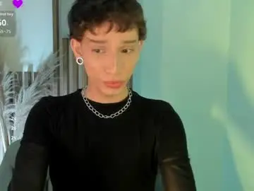 Chaturbate Watch Live Sex Cams of andywiills