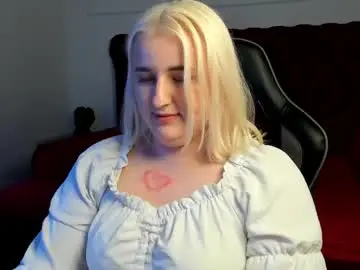 Chaturbate Sex Chat of lioraardyn