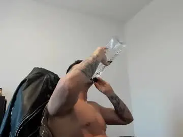 Chaturbate Sex Chat of alphagodleatherking92