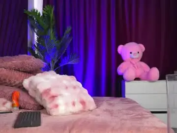 Chaturbate Adult Video Chat of islucycherry