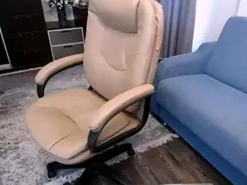 Chaturbate Live Sex Cam of lindaliony