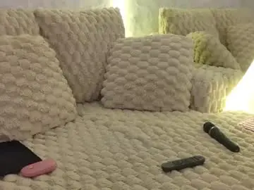 Chaturbate Adult Video Chat of monique_a