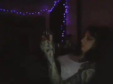 Chaturbate Live Sex Cam of livmirage