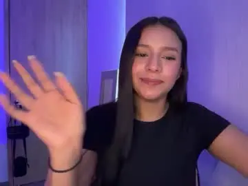Chaturbate Live Sex Cam of kimmi_foxy