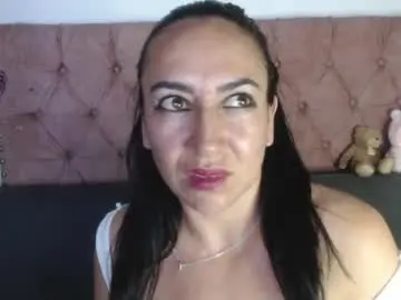 Chaturbate Free Porn Cam of misslucyy1