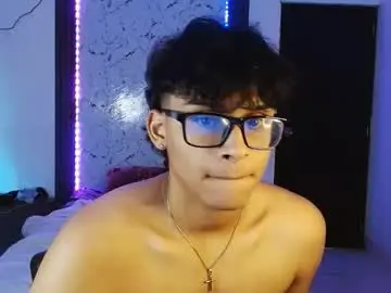 Chaturbate Watch Live Sex Cams of mr_yisuz