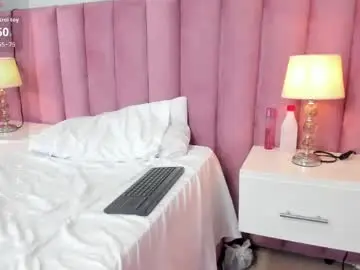 Chaturbate Best live sex cam show of hellencute18_