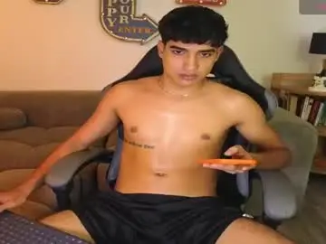 Chaturbate Live Sex Cam of ken_blaker