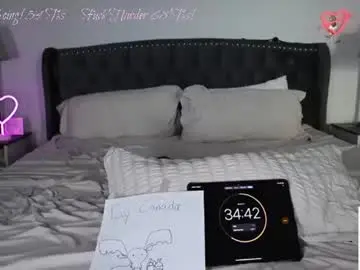 Chaturbate Sex Chat of ari_lovexo