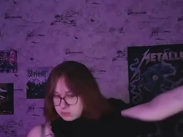 Chaturbate Live Sex Cam of margaret_red